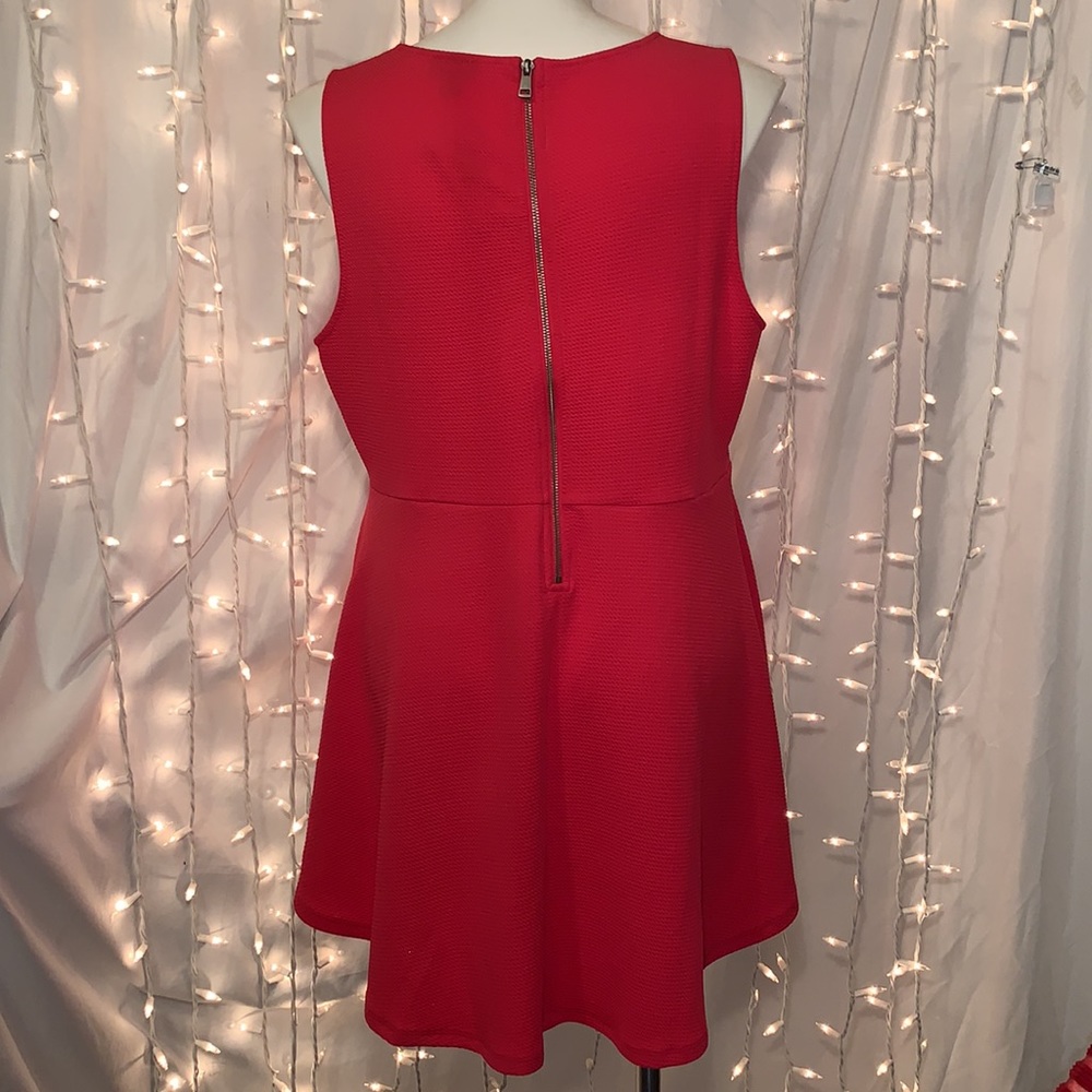 🆕 TORRID ⭐️ Textured Ponte Hi-Low Peplum Blouse - Picture 9 of 13